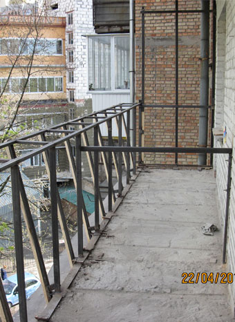 Каркас ограждения балкона